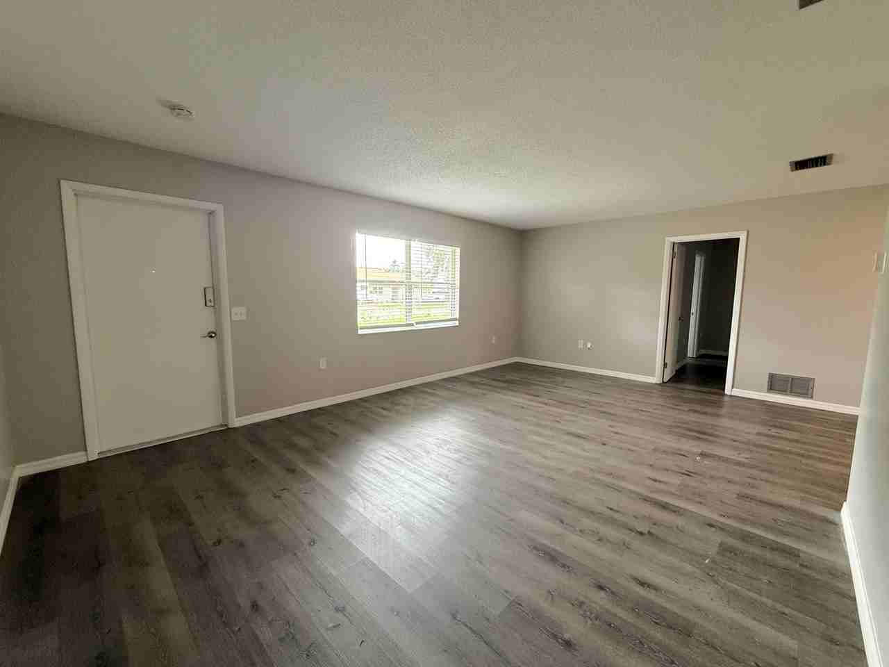 362 Briarwood Rd #1 - Photo 3 of 18