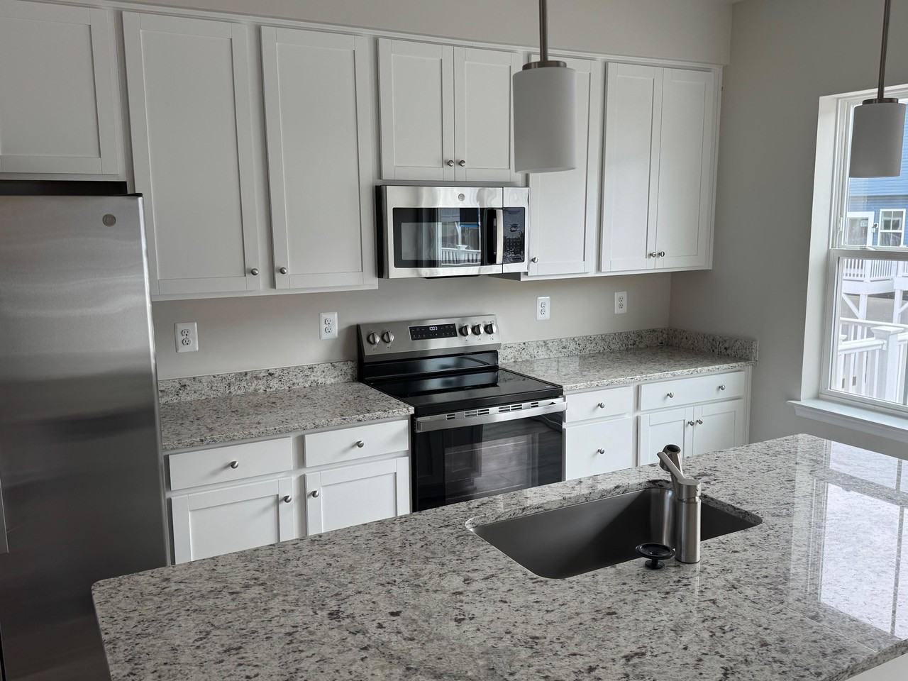 350 Watercourse Dr #1 - Photo 3 of 11