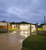 featured image of 4304 W Rogers Rd #1