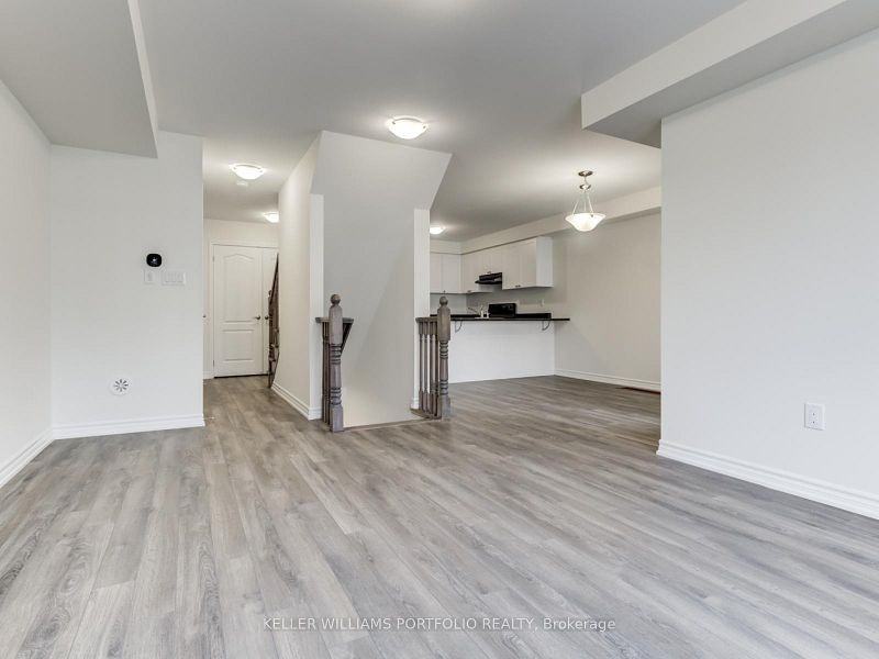7 Bluegill Crescent - Photo 5 of 13