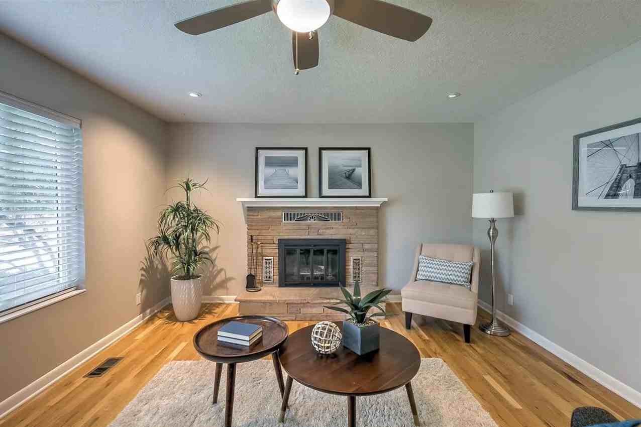 1321 S Pacific St #1 - Photo 4 of 23
