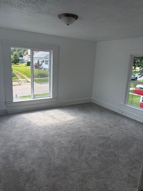 736 N Ottawa Ave #1 - Photo 2 of 5