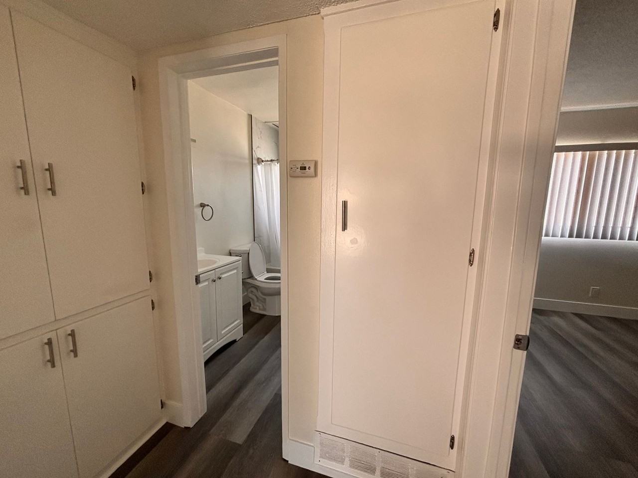 8028 Boer Ave - Photo 6 of 12
