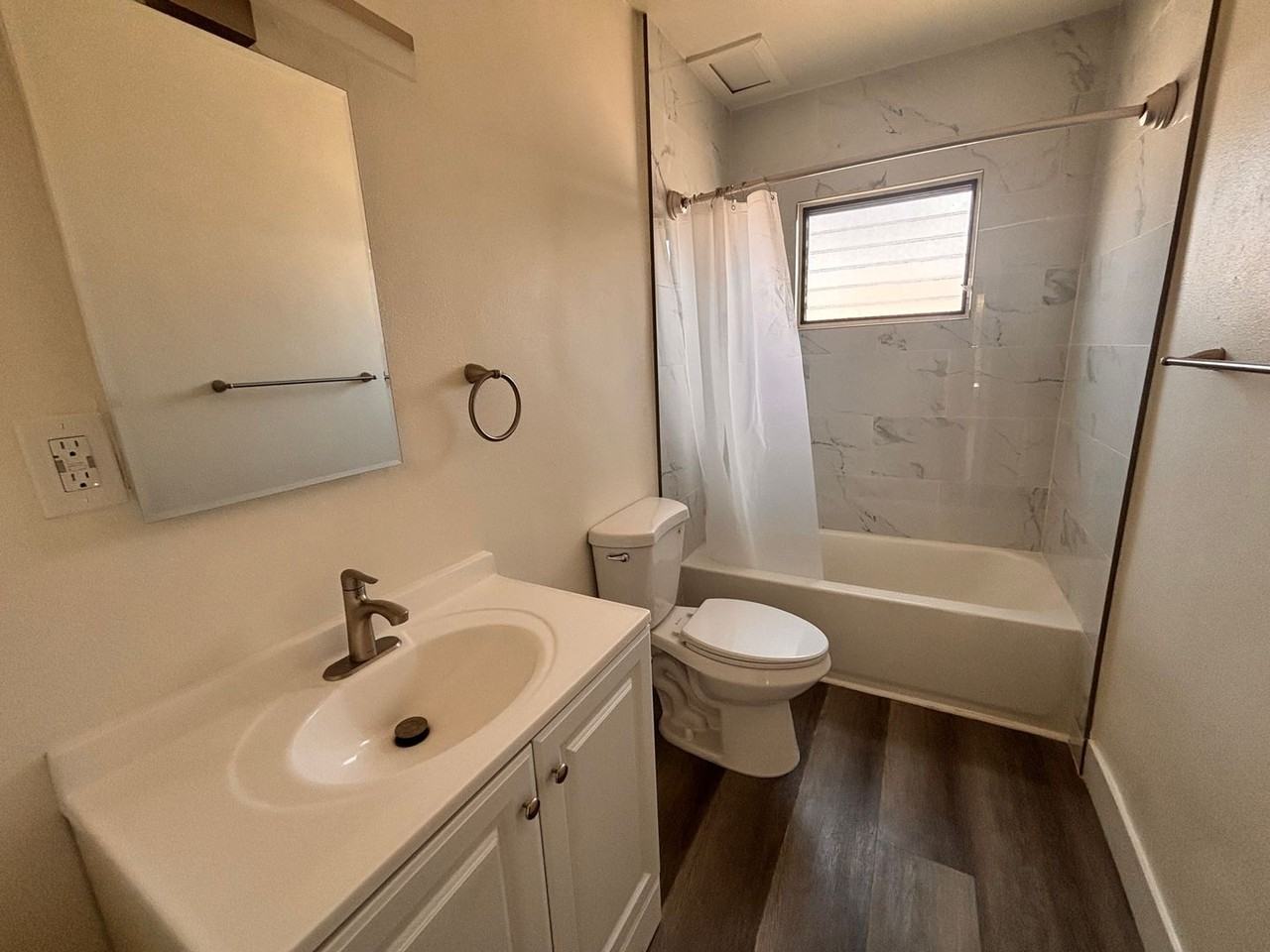 8028 Boer Ave - Photo 7 of 12