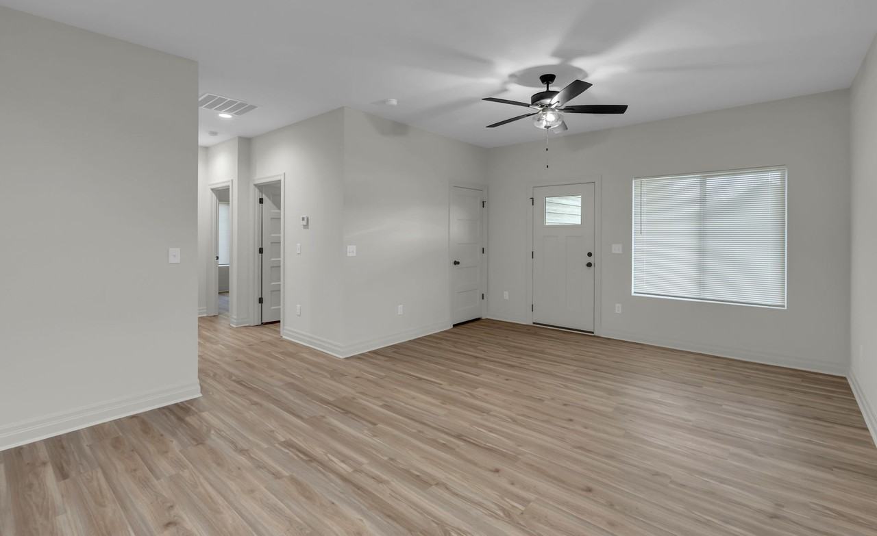 1719 E Jace Ct #1 - Photo 2 of 11