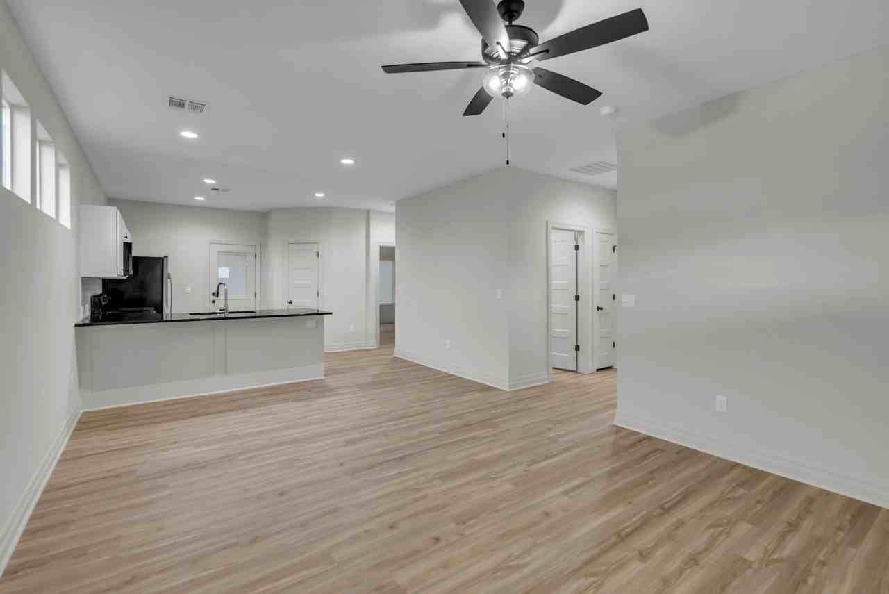 1719 E Jace Ct #1 - Photo 3 of 11