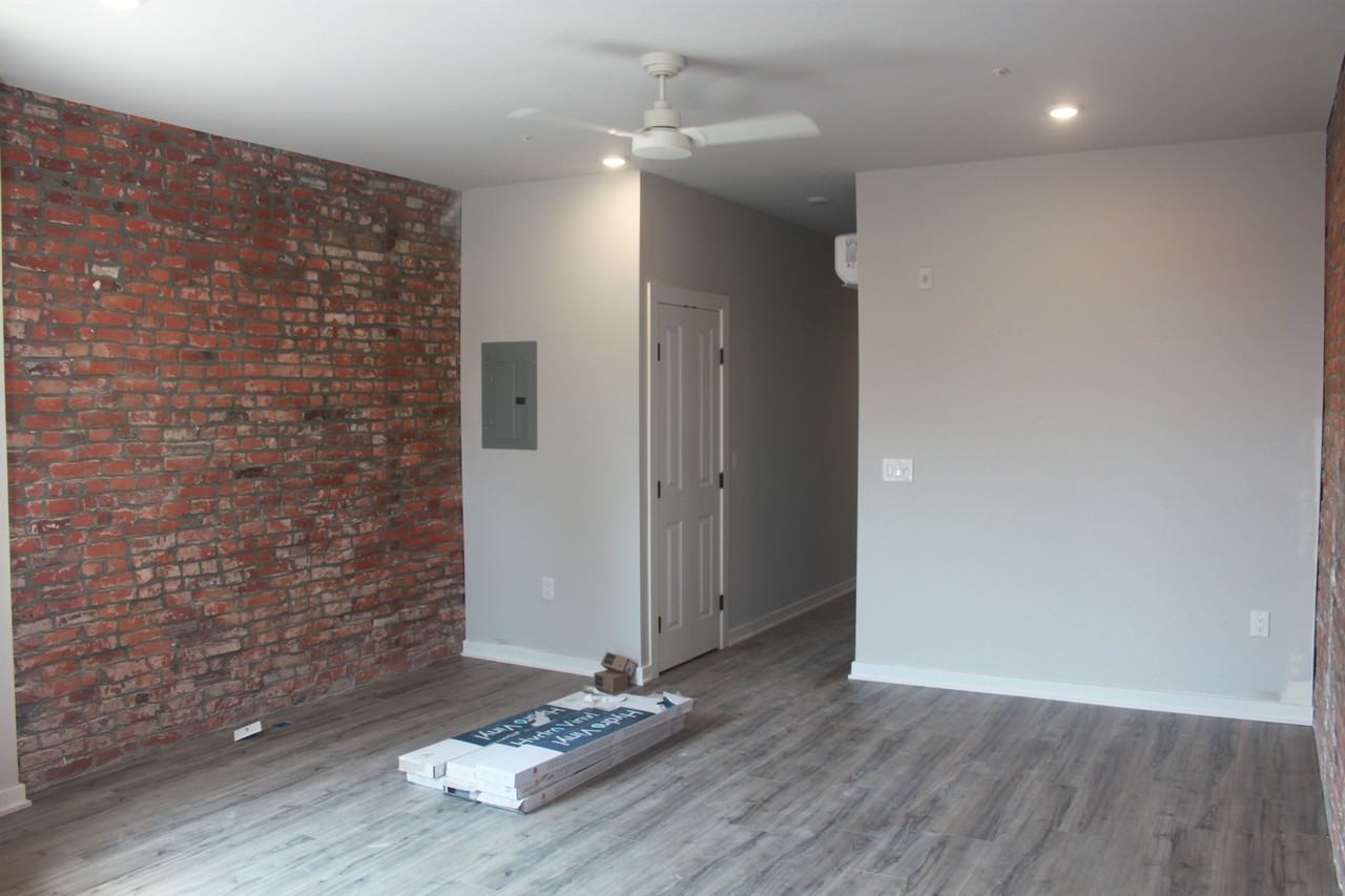 1908 W Passyunk Ave #2 - Photo 2 of 3