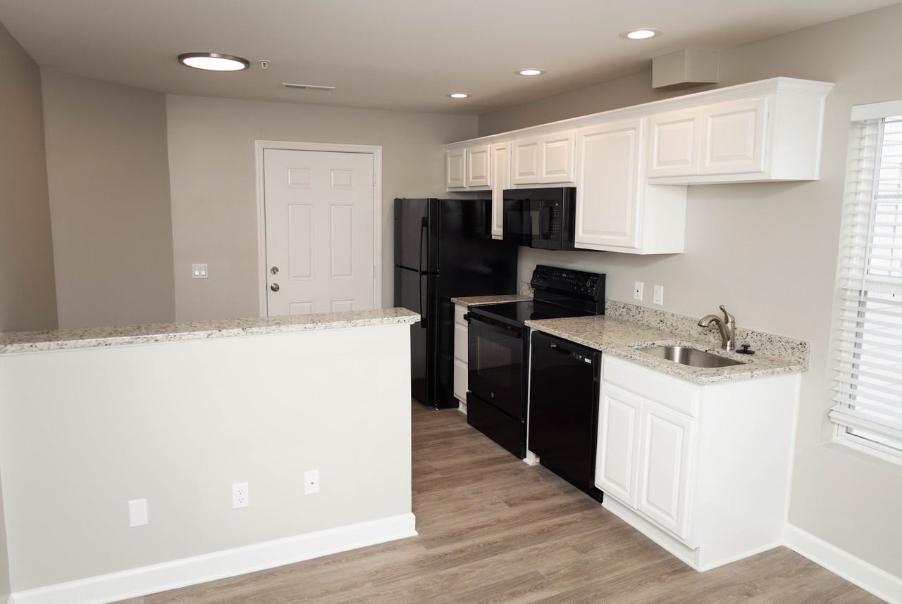 4407 Riverwood Dr #4407-207 - Photo 5 of 16
