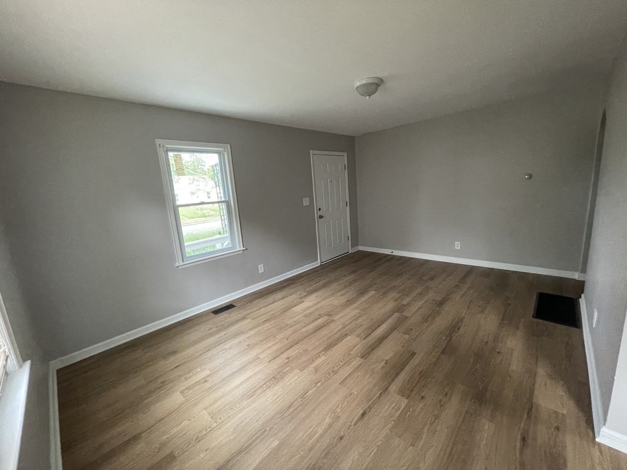 2392 Joyce Ave #1 - Photo 2 of 8