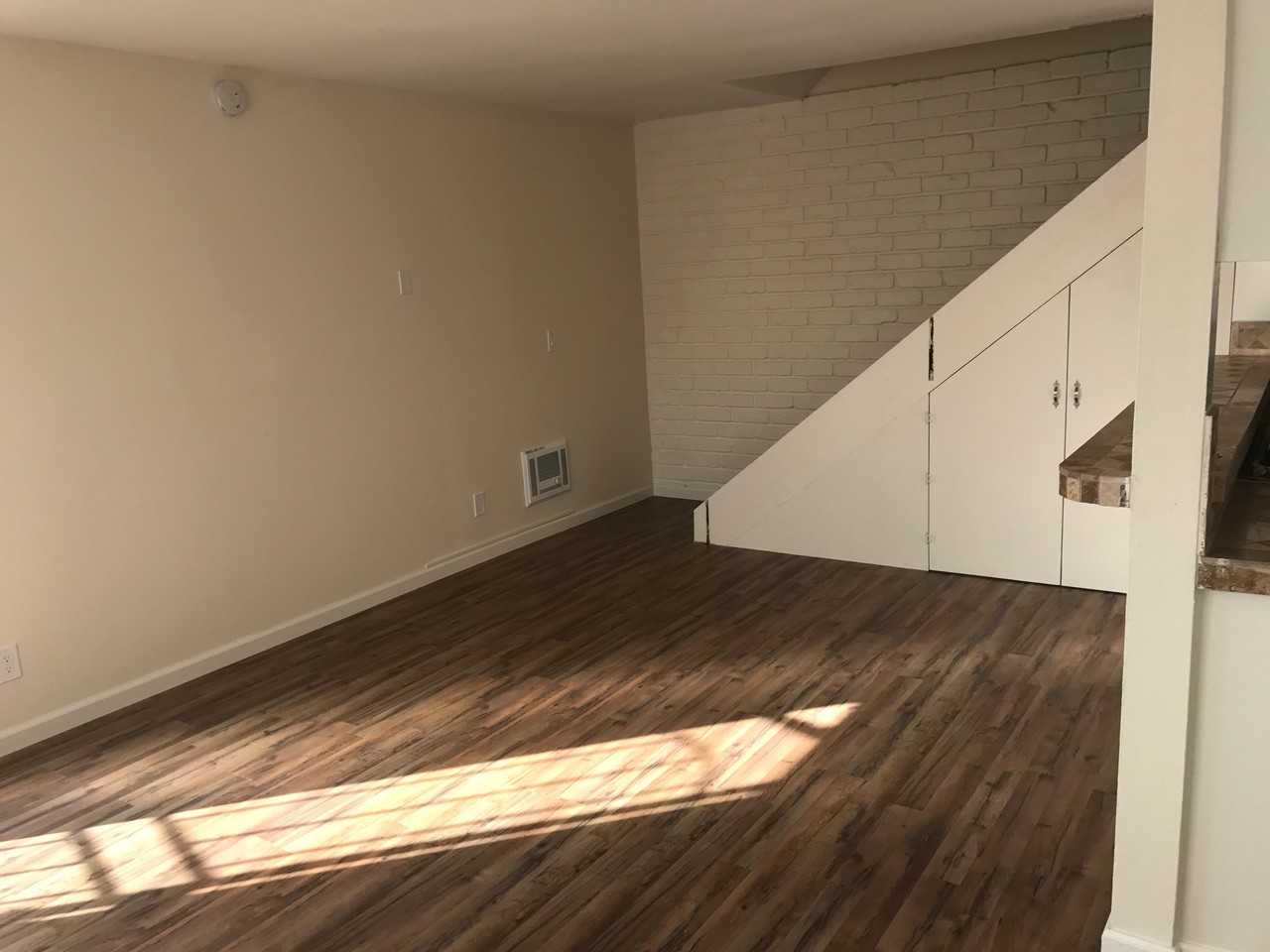1264 Bryce Way - Photo 2 of 8