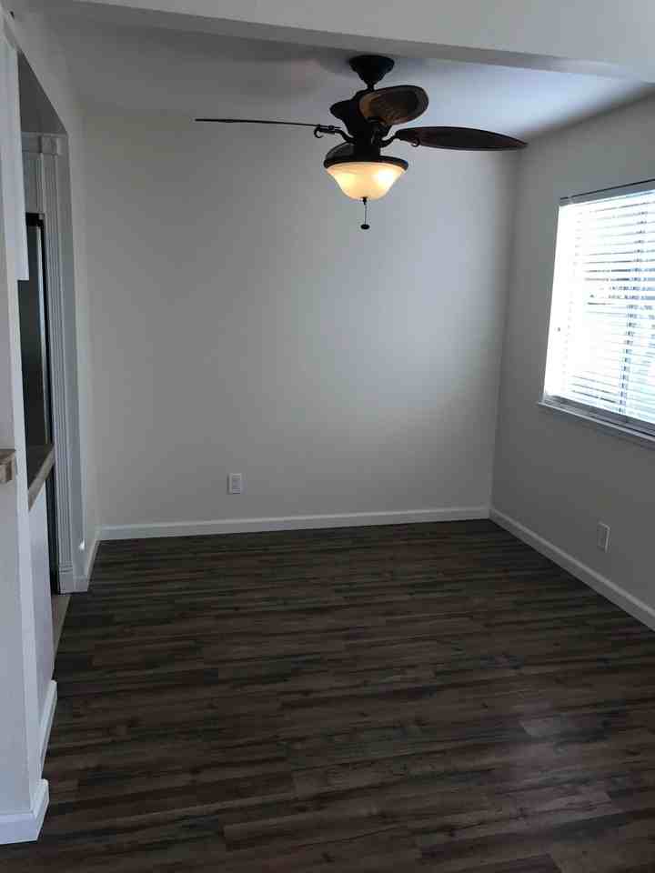 1264 Bryce Way - Photo 4 of 8