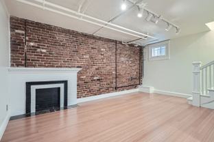 954 N Pearl St #B - Photo 1 of 1