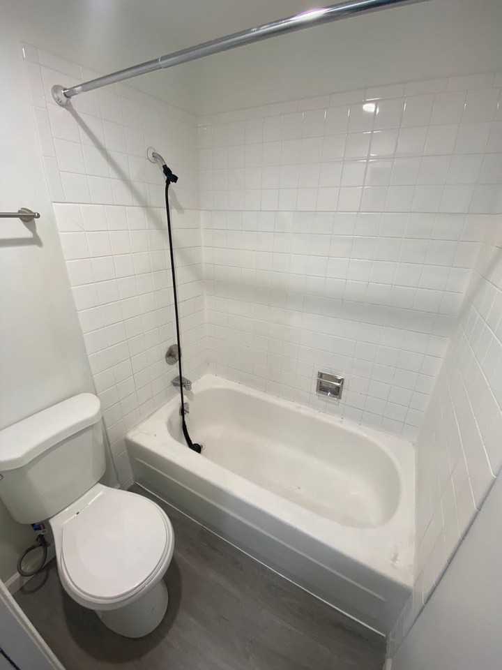 1622 West 7th AvenueApt 102 #102 - Photo 3 of 7