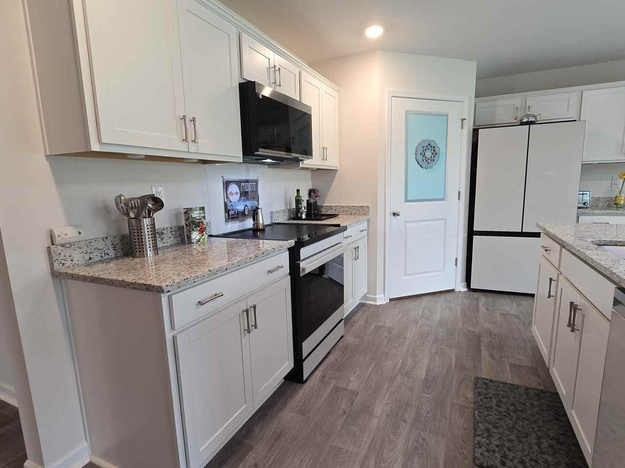 202 Alamos Ave #1 - Photo 7 of 25