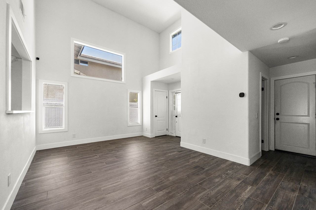 39535 Oak Cir #1 - Photo 6 of 28