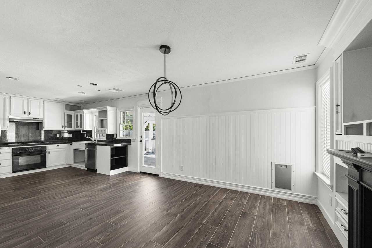 39535 Oak Cir #1 - Photo 7 of 28
