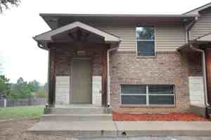 featured image of 18043 Loring Ln