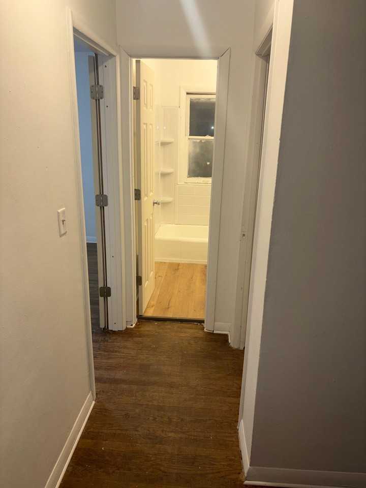5754 N 65th St Uppr - Photo 3 of 19