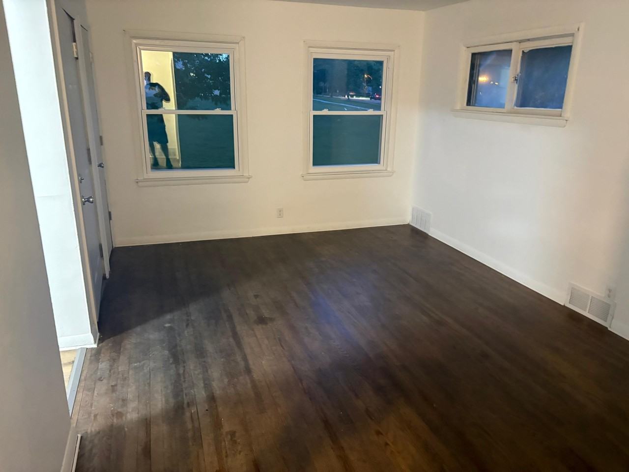 5754 N 65th St Uppr - Photo 4 of 19