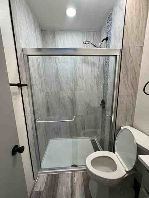 534 Lee St #2 - Photo 6 of 9