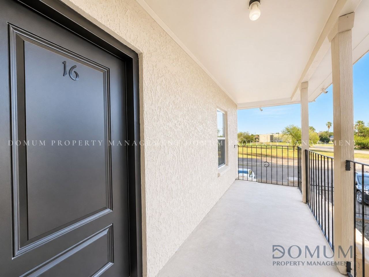 1811 Perkins Ave #4 - Photo 6 of 16