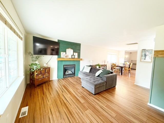 2988 Ne Loyola St #1 - Photo 4 of 34