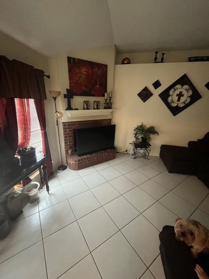 8424 Cove Meadow Ln #1 - Photo 6 of 16