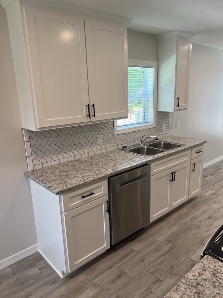 2515 Kavanaugh Rd #5 - Photo 2 of 17