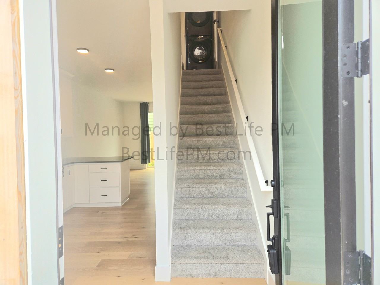310 Ne 58th Ave - Photo 2 of 29