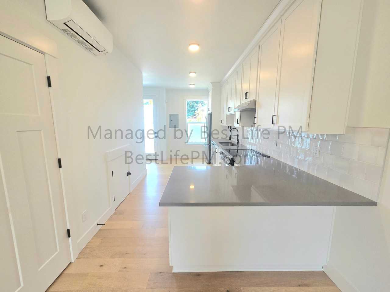 310 Ne 58th Ave - Photo 7 of 29
