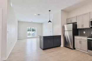 727 Poyntz Ave #307 - Photo 1 of 1