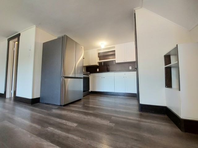 11 Peel Street #4 - Photo 3 of 12