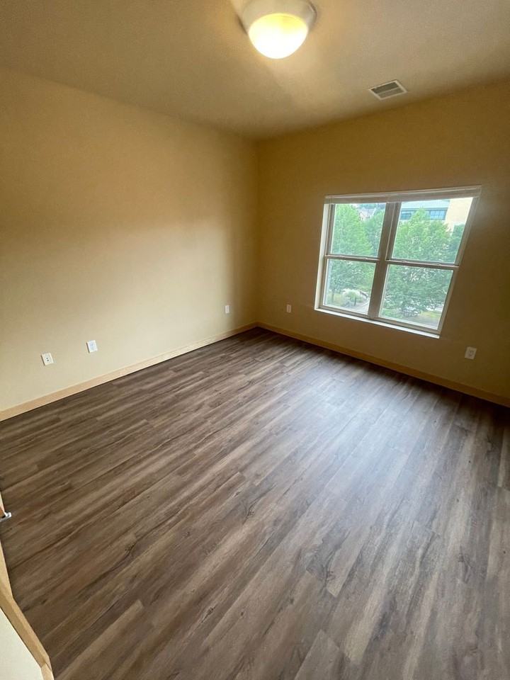Cannery Square Apartments - Photo 3 of 29