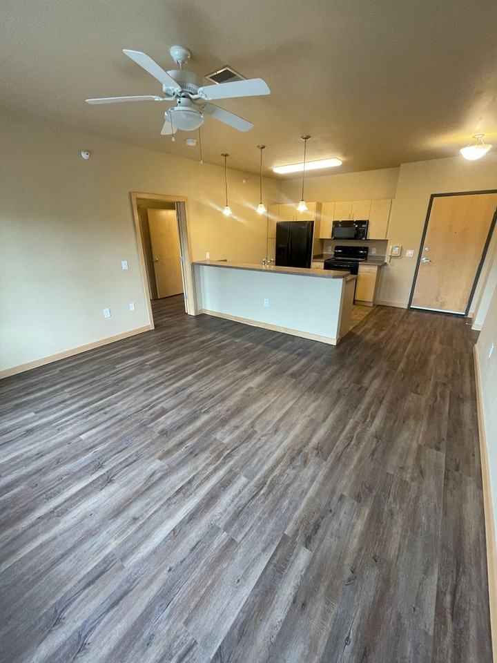 Cannery Square Apartments - Photo 5 of 29