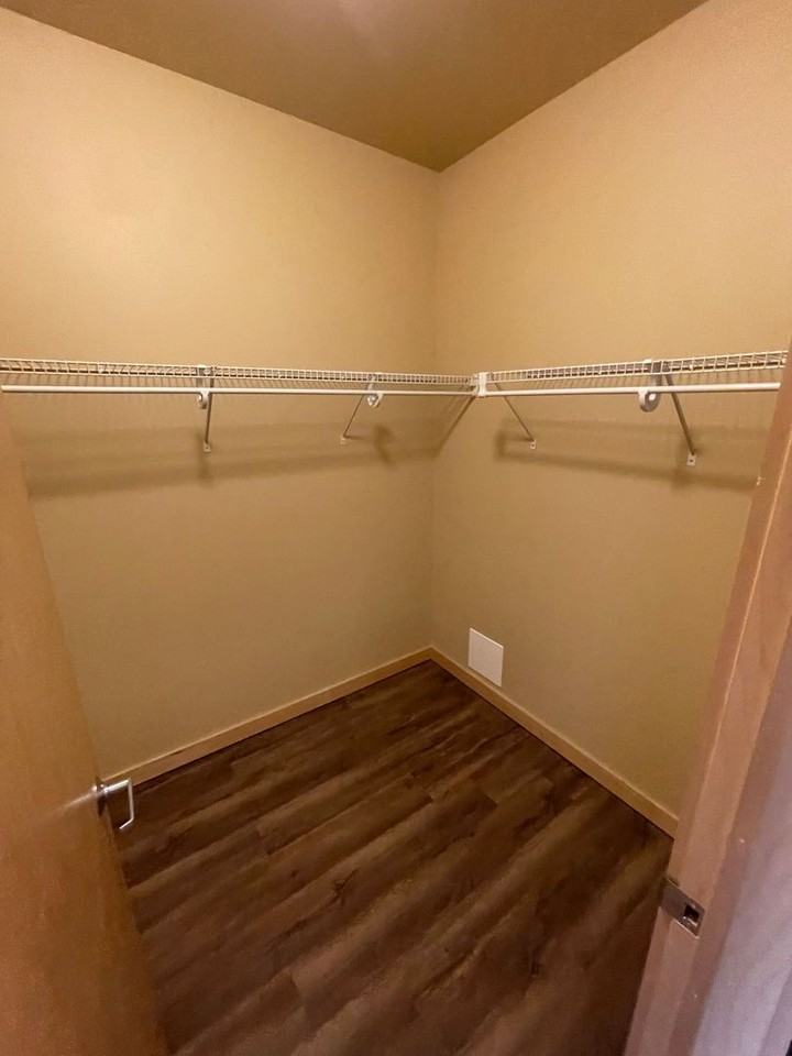 Cannery Square Apartments - Photo 7 of 29