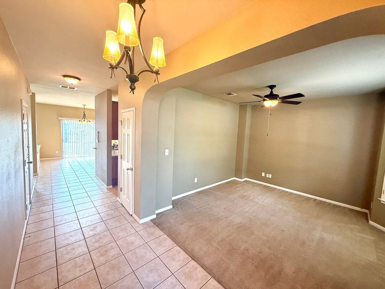 842 Windhurst - Photo 2 of 41