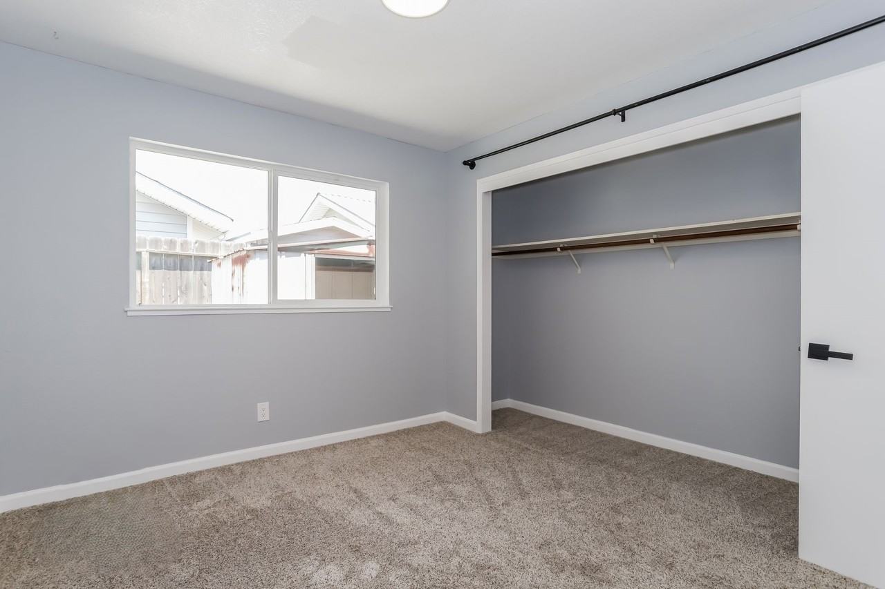 9841 Honey Bear Lane - Photo 7 of 9