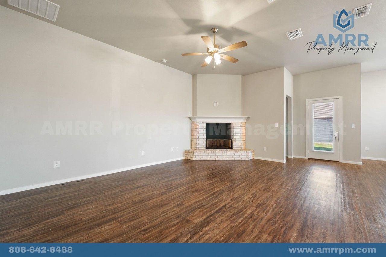 2107 Kirksey Ave - Photo 4 of 26