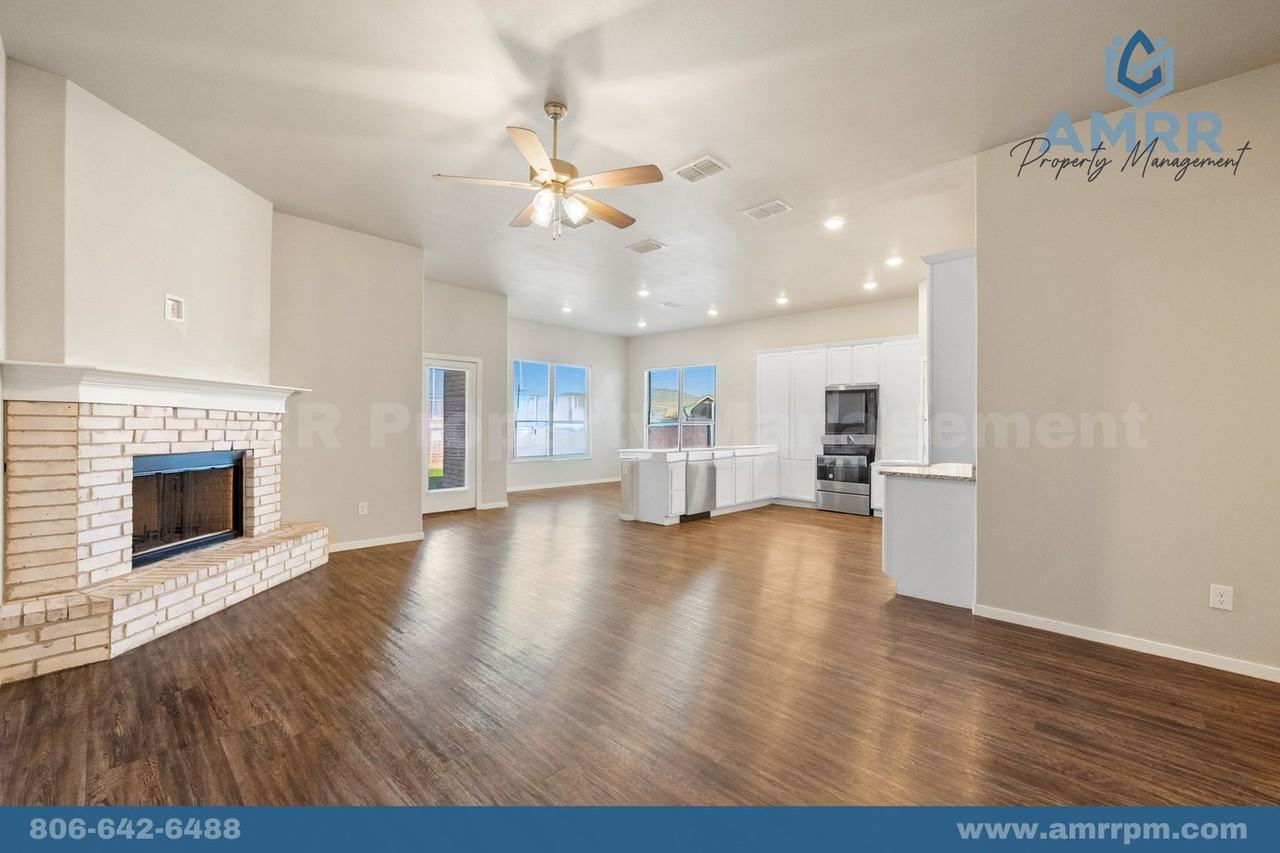 2107 Kirksey Ave - Photo 5 of 26