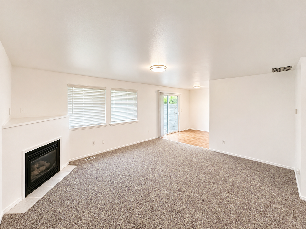 7320 163rd St E - Photo 2 of 10