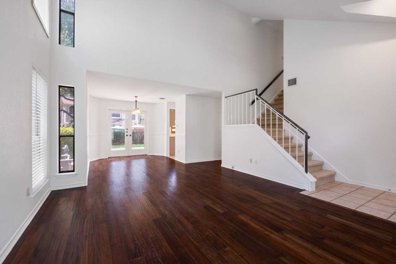 12810 Blackfoot Trl - Photo 5 of 27