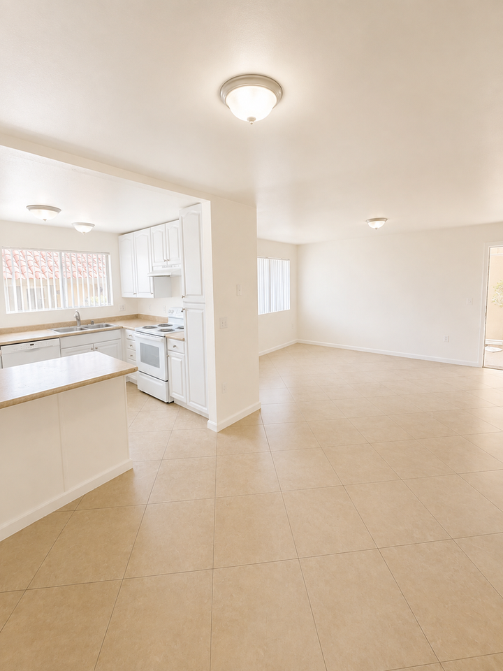 Mira Monte Apartments - Photo 7 of 31