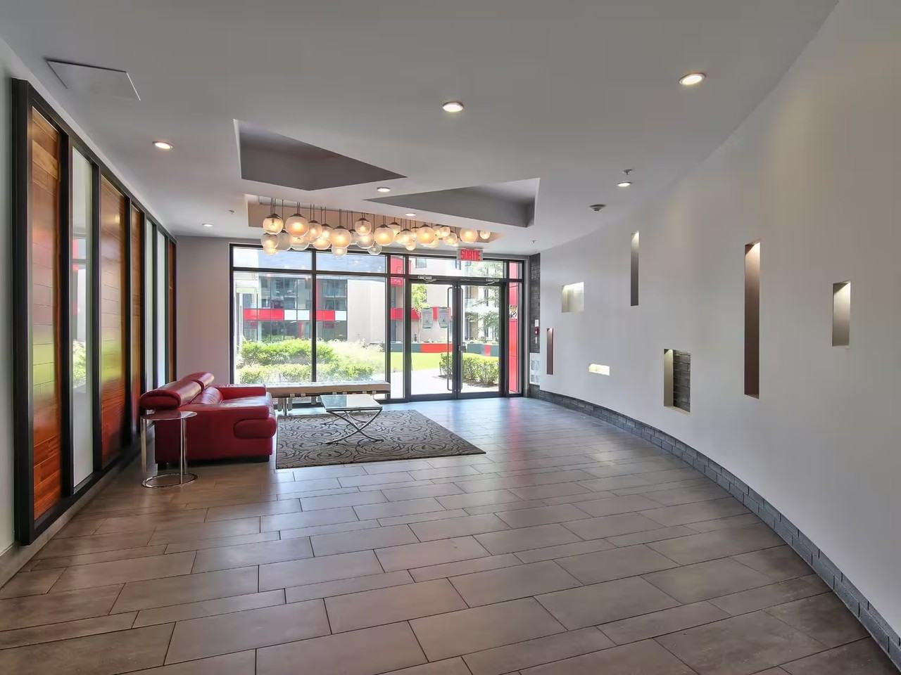 7361 Avenue Victoria #202 - Photo 3 of 25