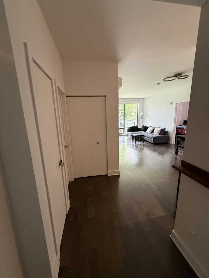 7361 Avenue Victoria #202 - Photo 7 of 25
