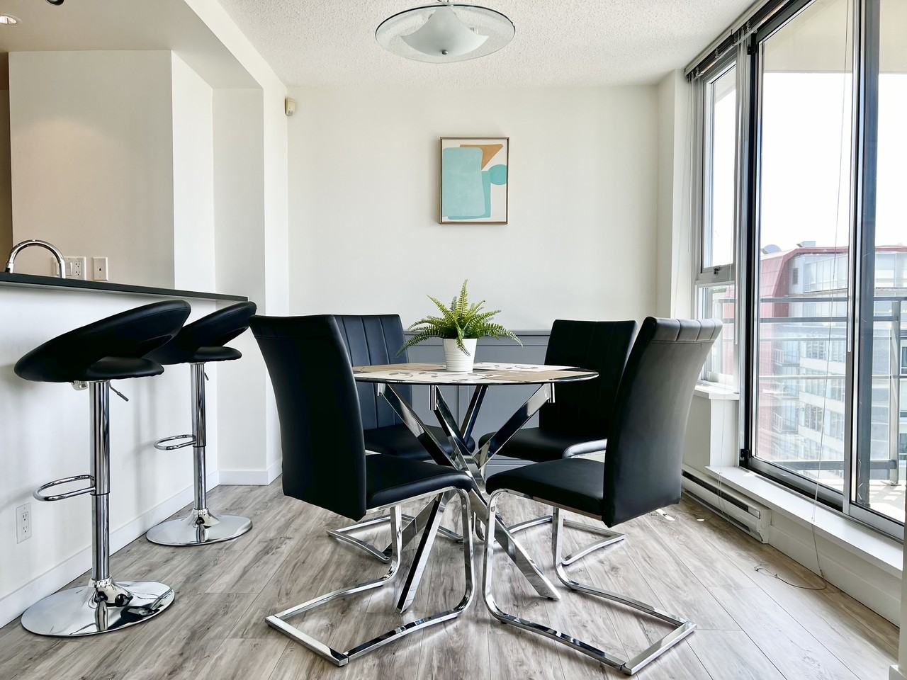 33 Smithe Street #2805 - Photo 5 of 24