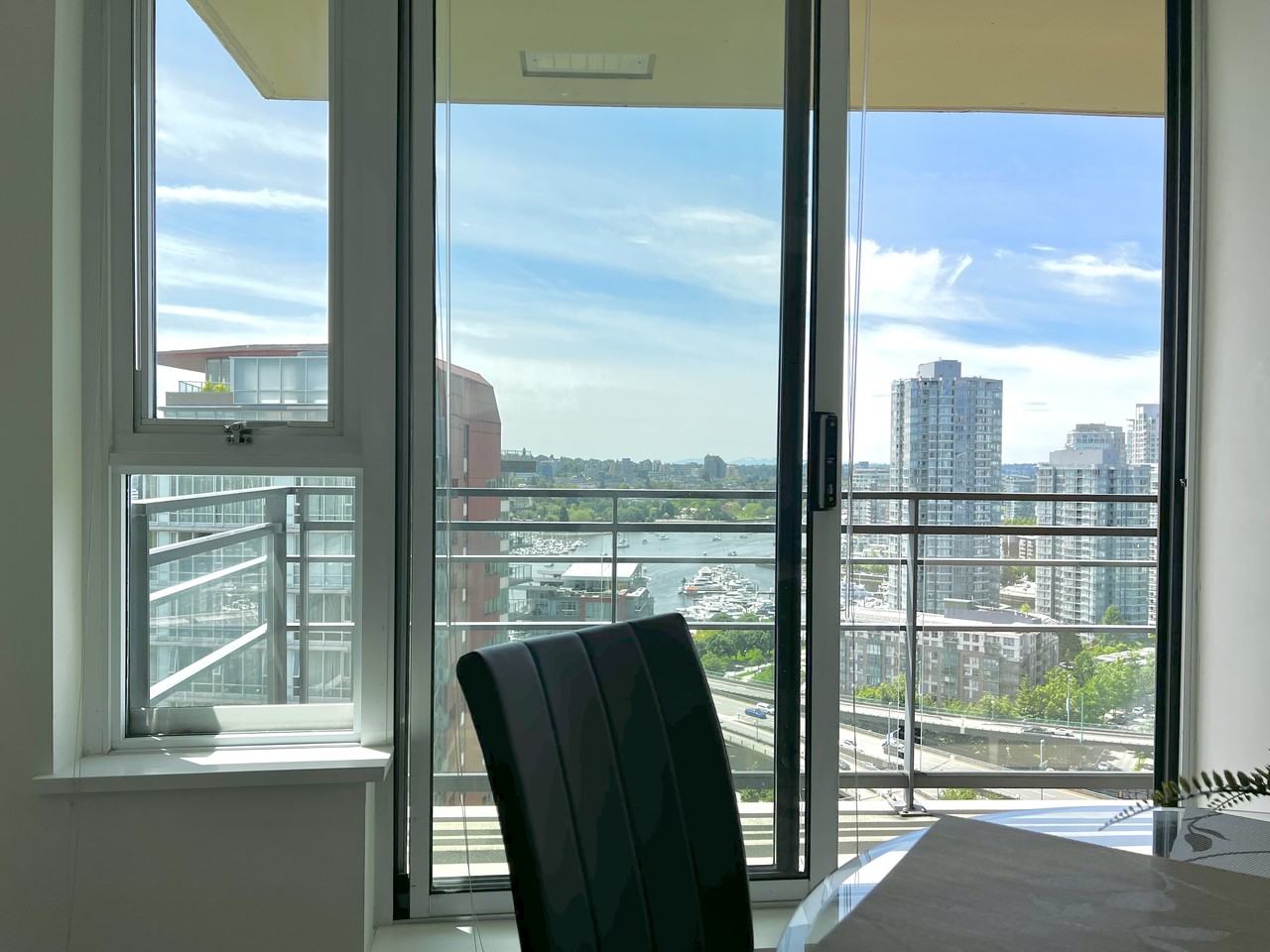 33 Smithe Street #2805 - Photo 6 of 24