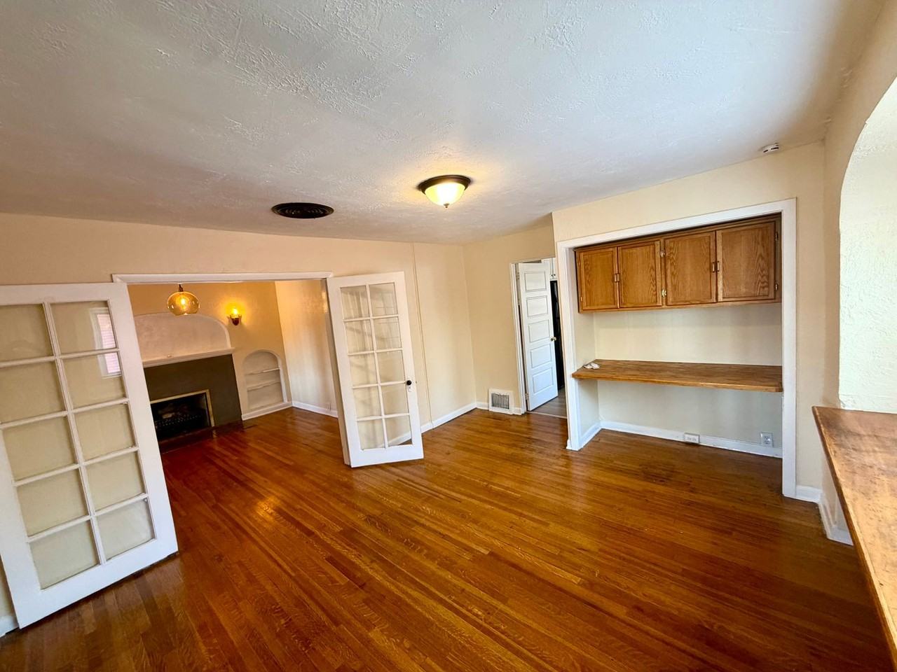 259 E 2100 S - Photo 5 of 13
