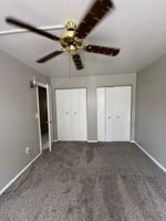 featured image of 307 N Prairieview Rd