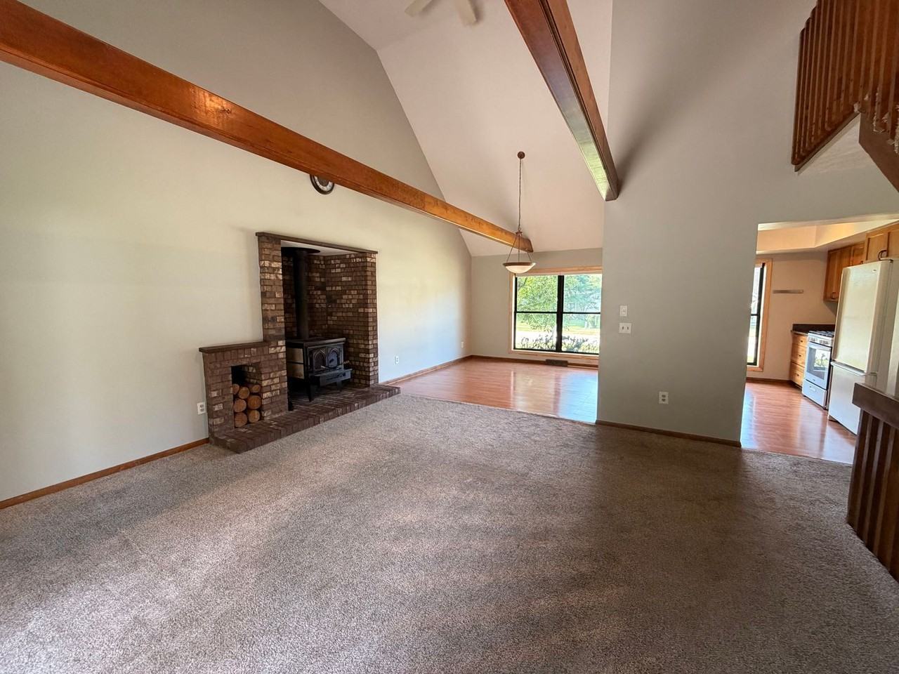 1795 Forest Lake Dr Se - Photo 2 of 21