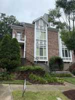 featured image of 421 Spring St